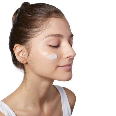 CeraVe Hydrating Hyaluronic Acid Face Serum 1 fl oz - Imperfect Box